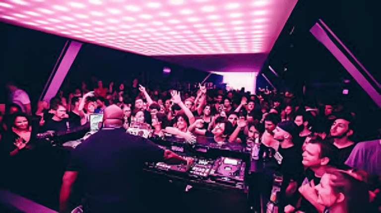 Beste Clubs Berlin Exploring the Heartbeat of Europe’s Nightlife Capital