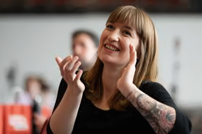 heidi reichinnek tattoo – these three words have become a talking point across Germany